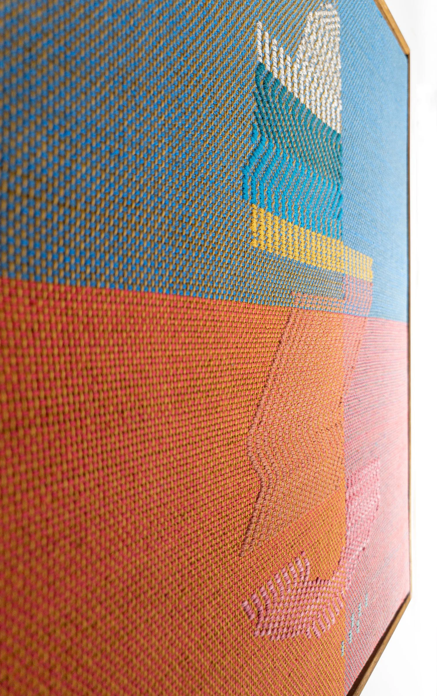 Costantini_tessiture_T8_detail_side.jpg