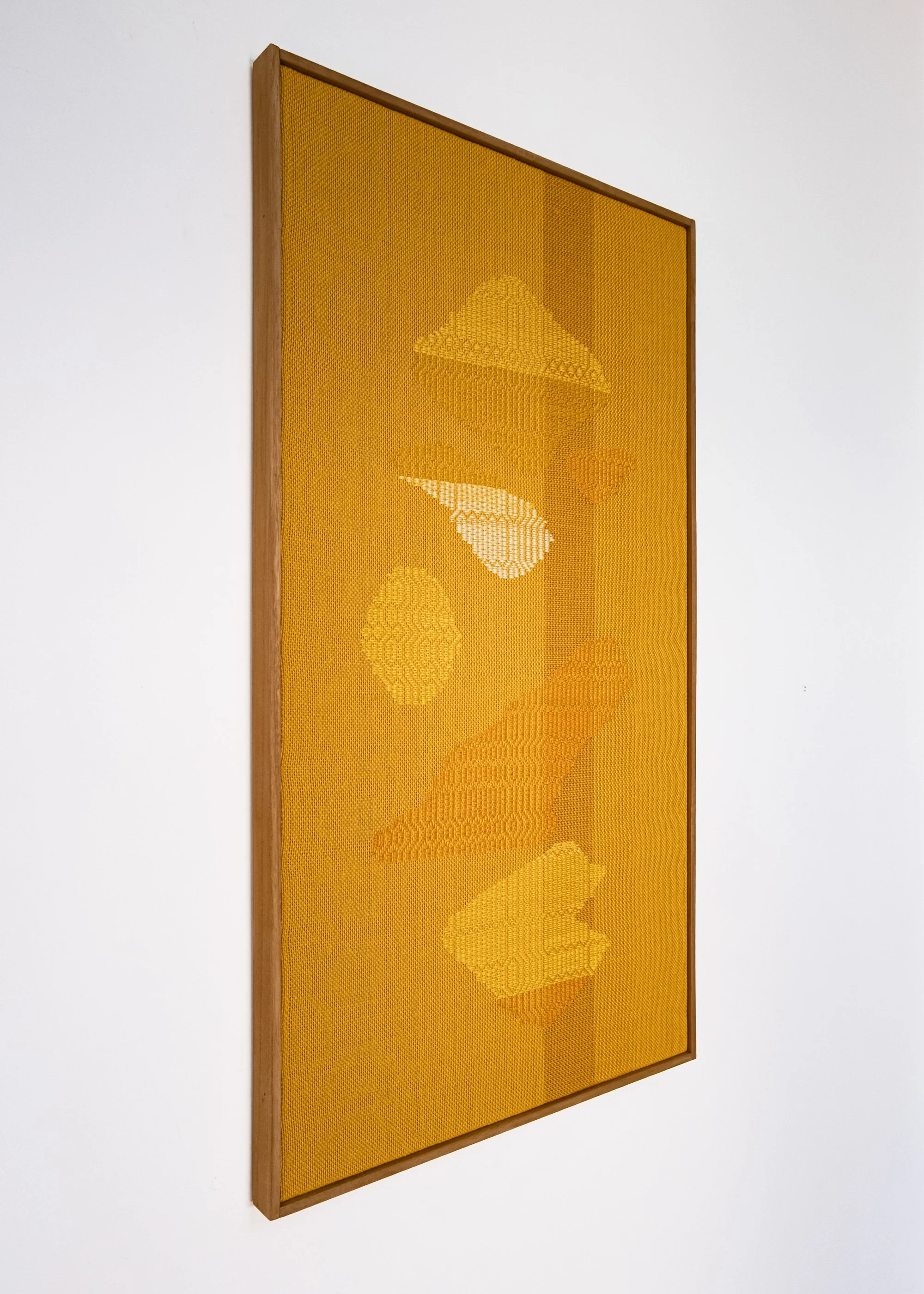 Handwoven_WallArt_T32_23.jpg