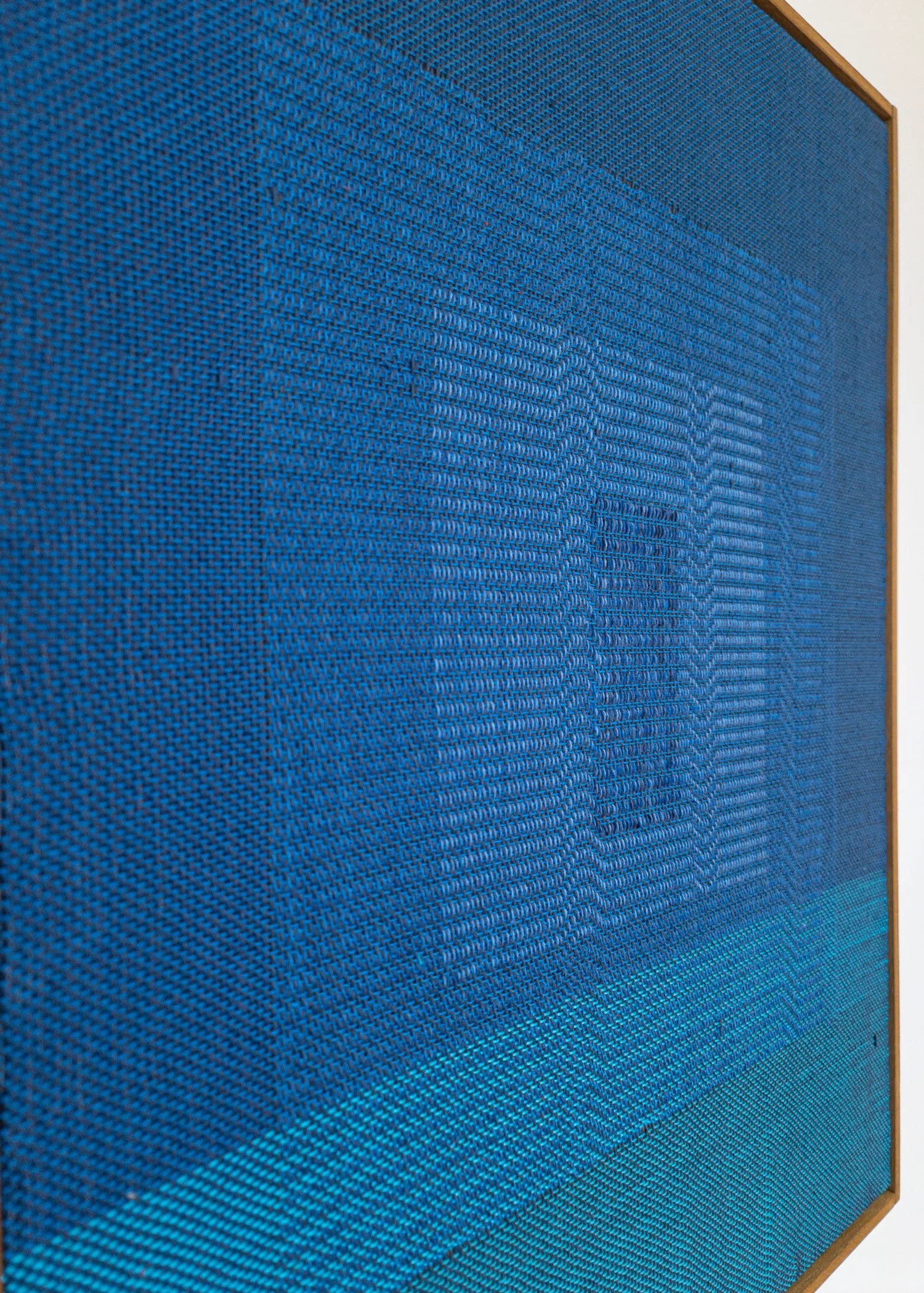 Susanna_Costantini_handweaving_BlueFlag_d3.jpg