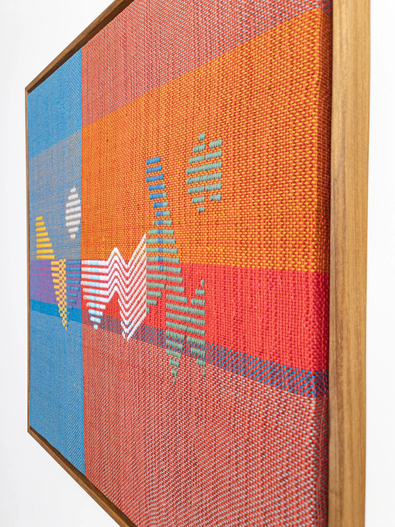 Costantini_tessiture_T1_side.jpg