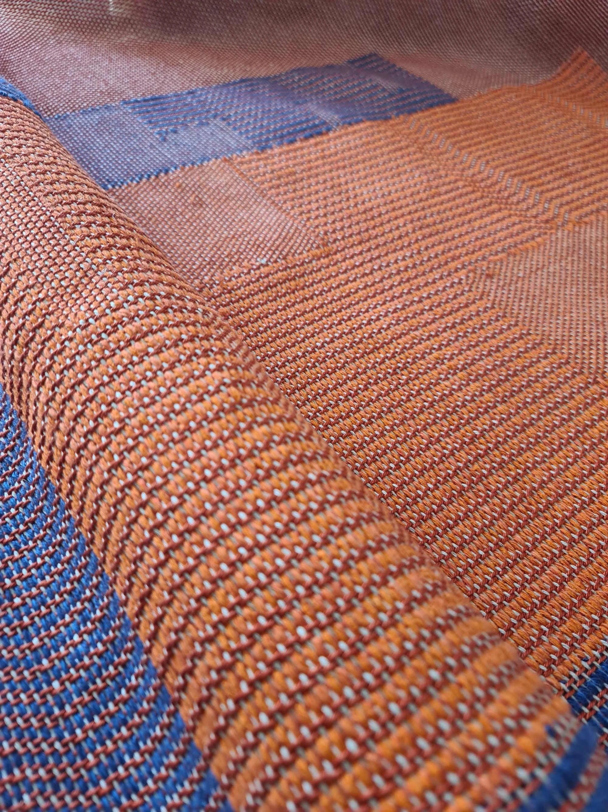 DC_Weaving_details2_ok.jpg