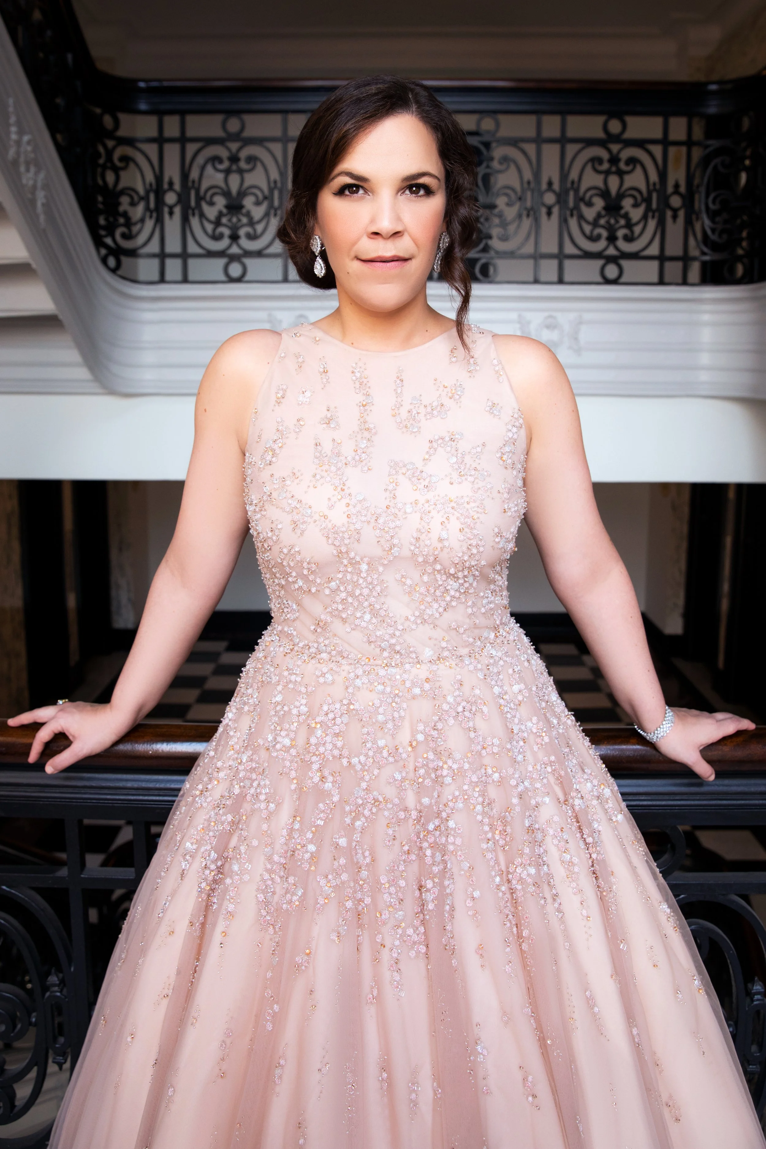 LINDSAY_MENDEZ_RANDI_RAHM_0756_EDIT_v002.jpg