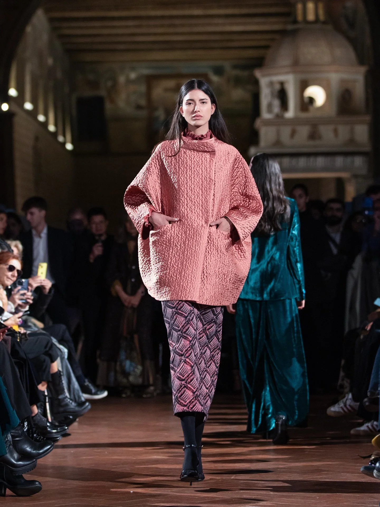 A/I 2025 Sottrazioni 
@romajewelryweek @lookedmodelmanagement 

📸: @claudiafrijiophotographer 

- Art direction e regia @alineri.tania 
- Creative direction @ilemood 
- General assistant @michelaconsoli_ 
- Make-up/Hair @accademiaditrucco 
- Make-up