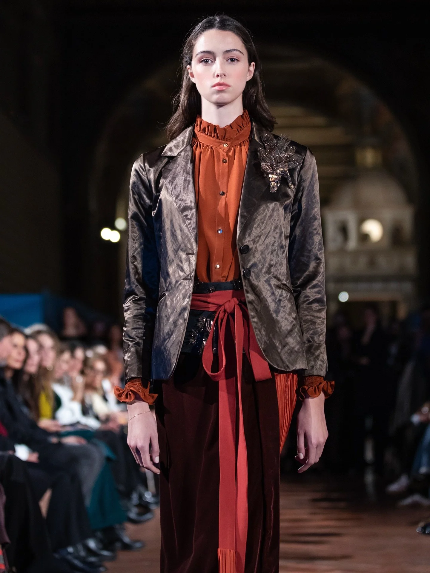 A/I 2025 Sottrazioni 
@romajewelryweek @lookedmodelmanagement 

📸: @claudiafrijiophotographer 

- Art direction e regia @alineri.tania 
- Creative direction @ilemood 
- General assistant @michelaconsoli_ 
- Make-up/Hair @accademiaditrucco 
- Make-up