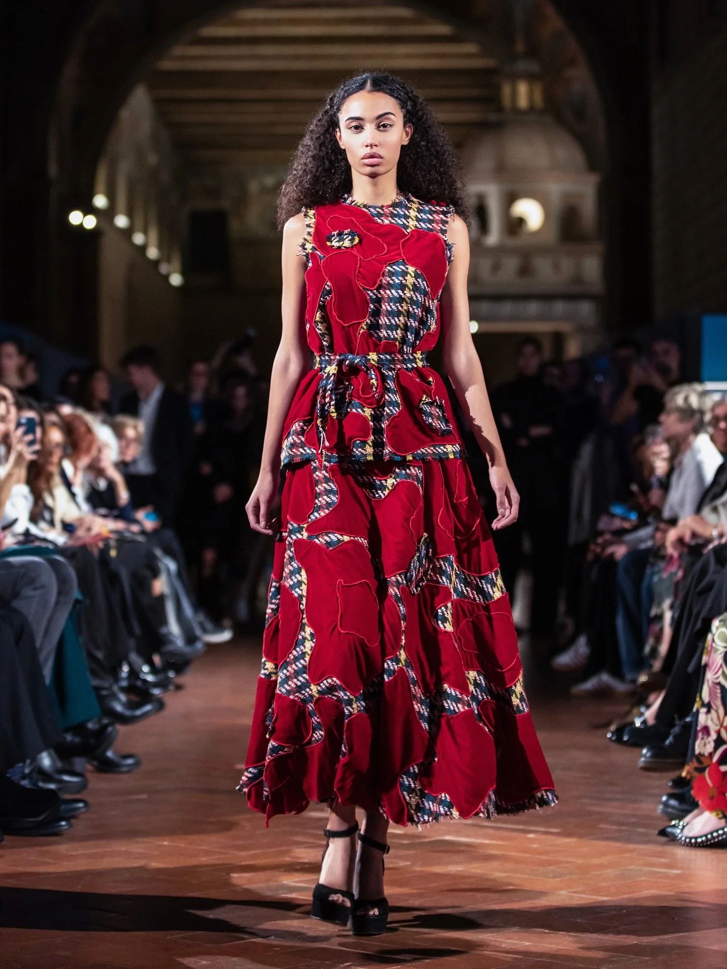 A/I 2025 Sottrazioni 
@romajewelryweek @lookedmodelmanagement 

📸: @claudiafrijiophotographer 

- Art direction e regia @alineri.tania 
- Creative direction @ilemood 
- General assistant @michelaconsoli_ 
- Make-up/Hair @accademiaditrucco 
- Make-up