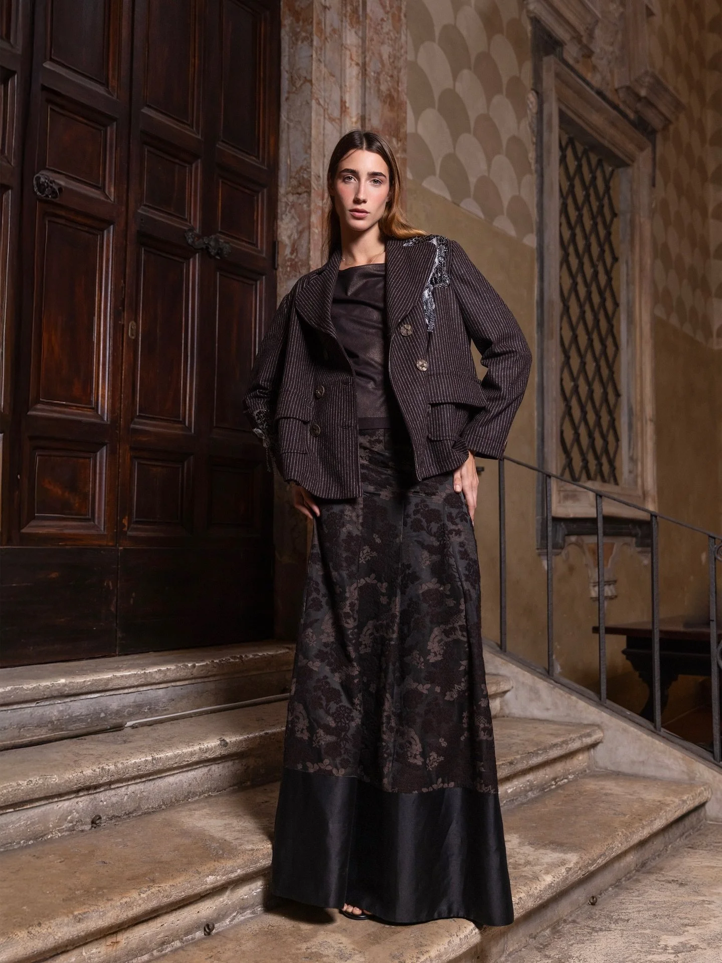 A/I 2025 Sottrazioni 
@romajewelryweek @lookedmodelmanagement 

📸: @claudiafrijiophotographer 

- Art direction e regia @alineri.tania 
- Creative direction @ilemood 
- General assistant @michelaconsoli_ 
- Make-up/Hair @accademiaditrucco 
- Make-up