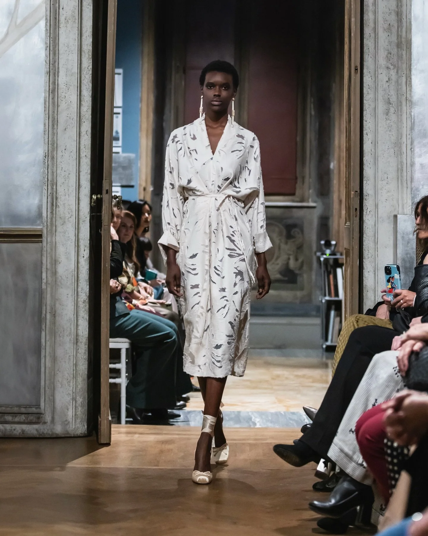 P/E 2026 Sottrazioni x Preposizioni🤍
@fabio_mazzeo_architects 

ALBUS
Capsule collection 

Designer
Domitilla Funghini

Runway photographer 
Claudia Frijo @claudiafrijiophotographer 

Creative Direction, Art Direction &amp; Regia 
Lesors studio @les