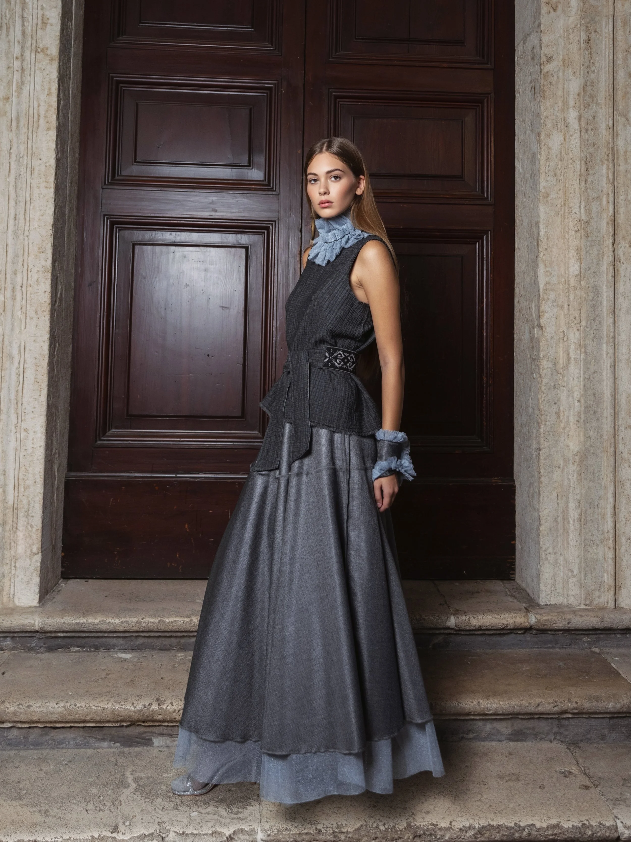 A/I 26-27

✴︎ In-Canto

Fashion Designer
&bull; Domitilla Funghini @sottrazioni_abbigliamento 

Photographer 
&bull; @claudiafrijiophotographer 

Model Agency
&bull; @lookedmodelmanagement 

Model
&bull; @_orgenta___ 
Make-up/Hair 
&bull; @noemisever