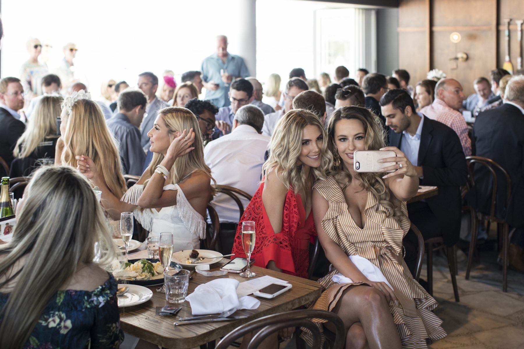 Beach-Club-Dining-Watsons-Bay-Boutique-Hotel-15-1800x1200.jpg