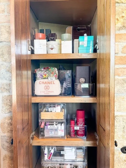 shelves organization