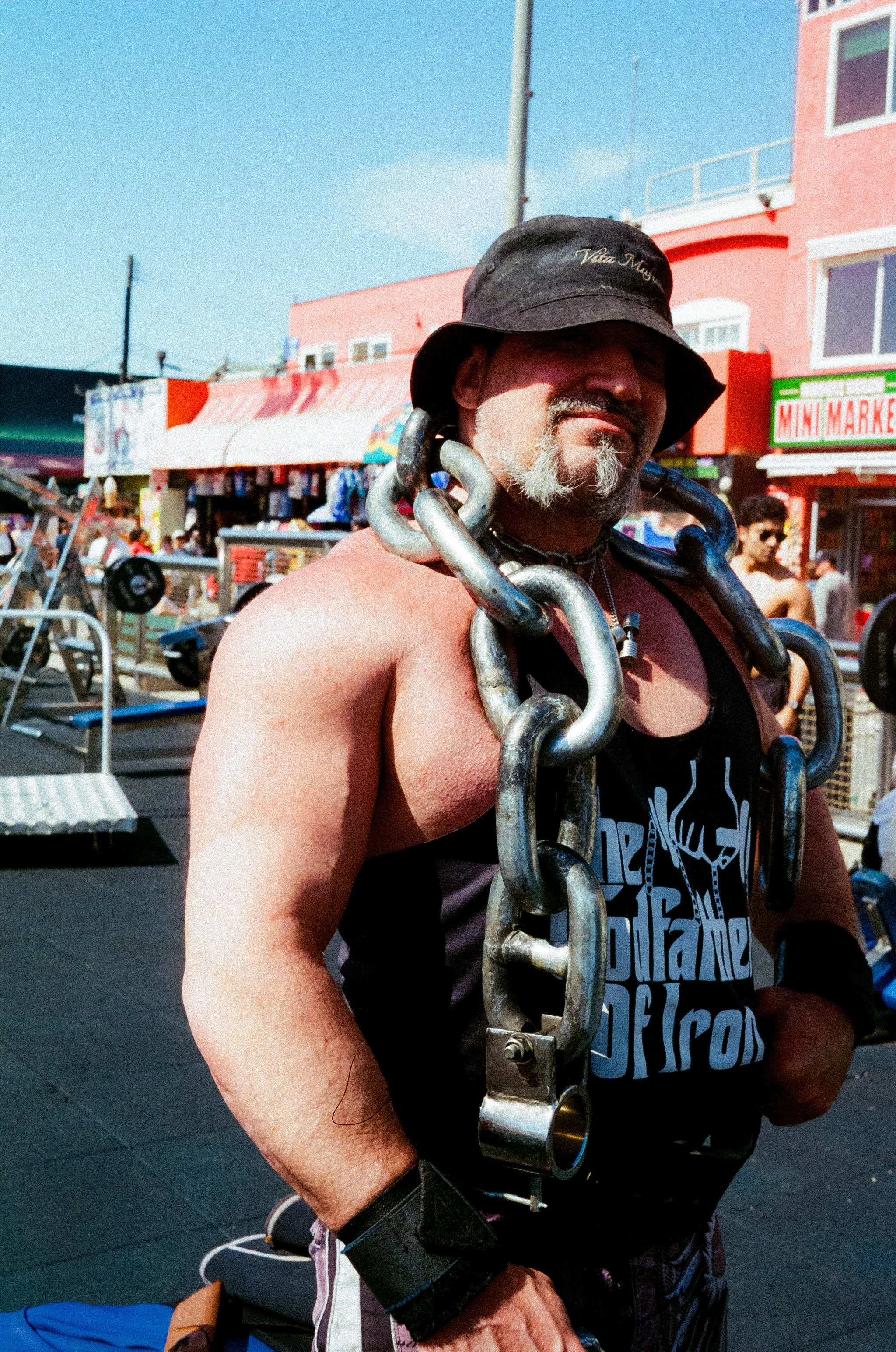 Muscle Beach-5.jpg