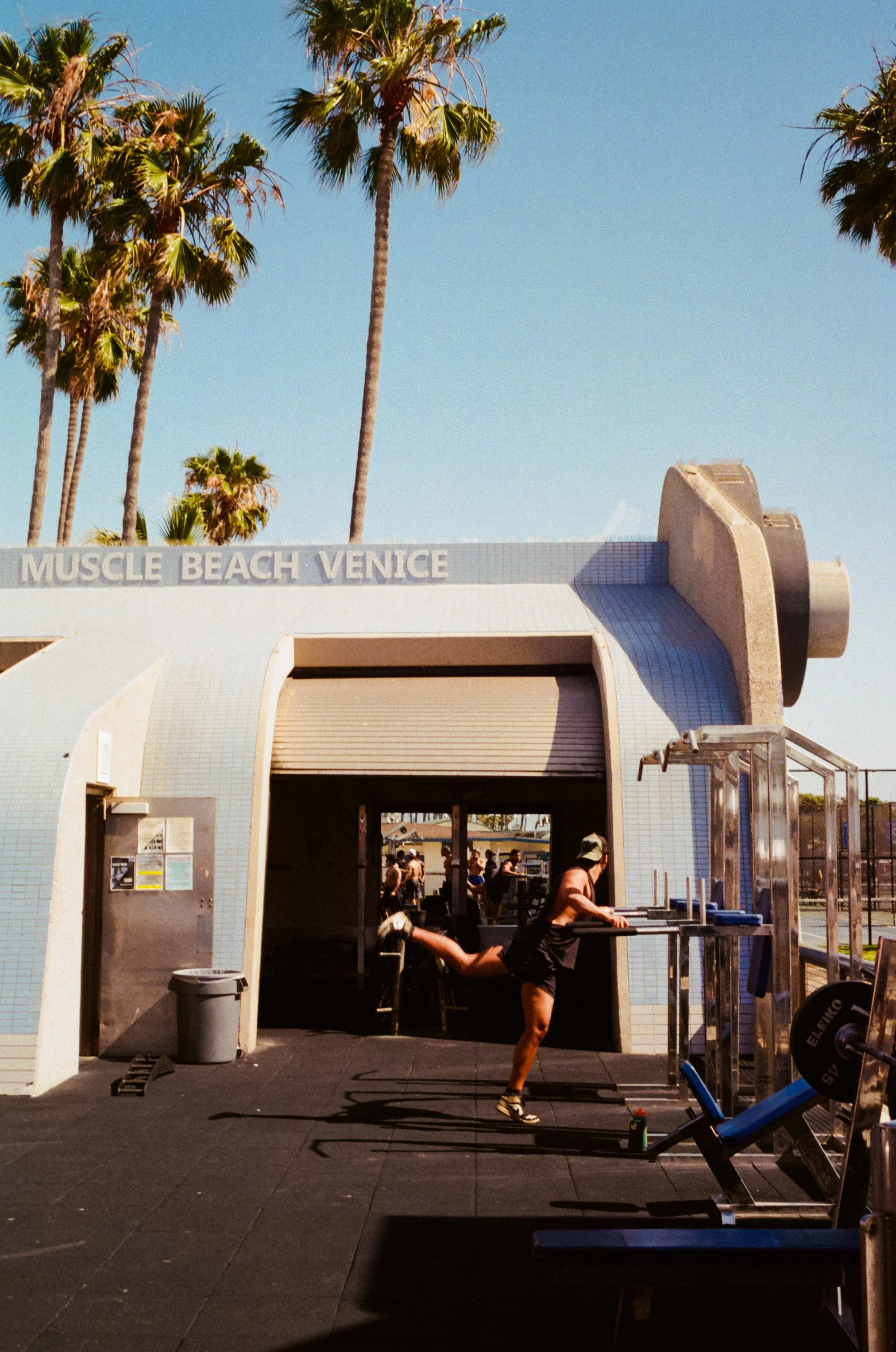 Muscle Beach-9.jpg