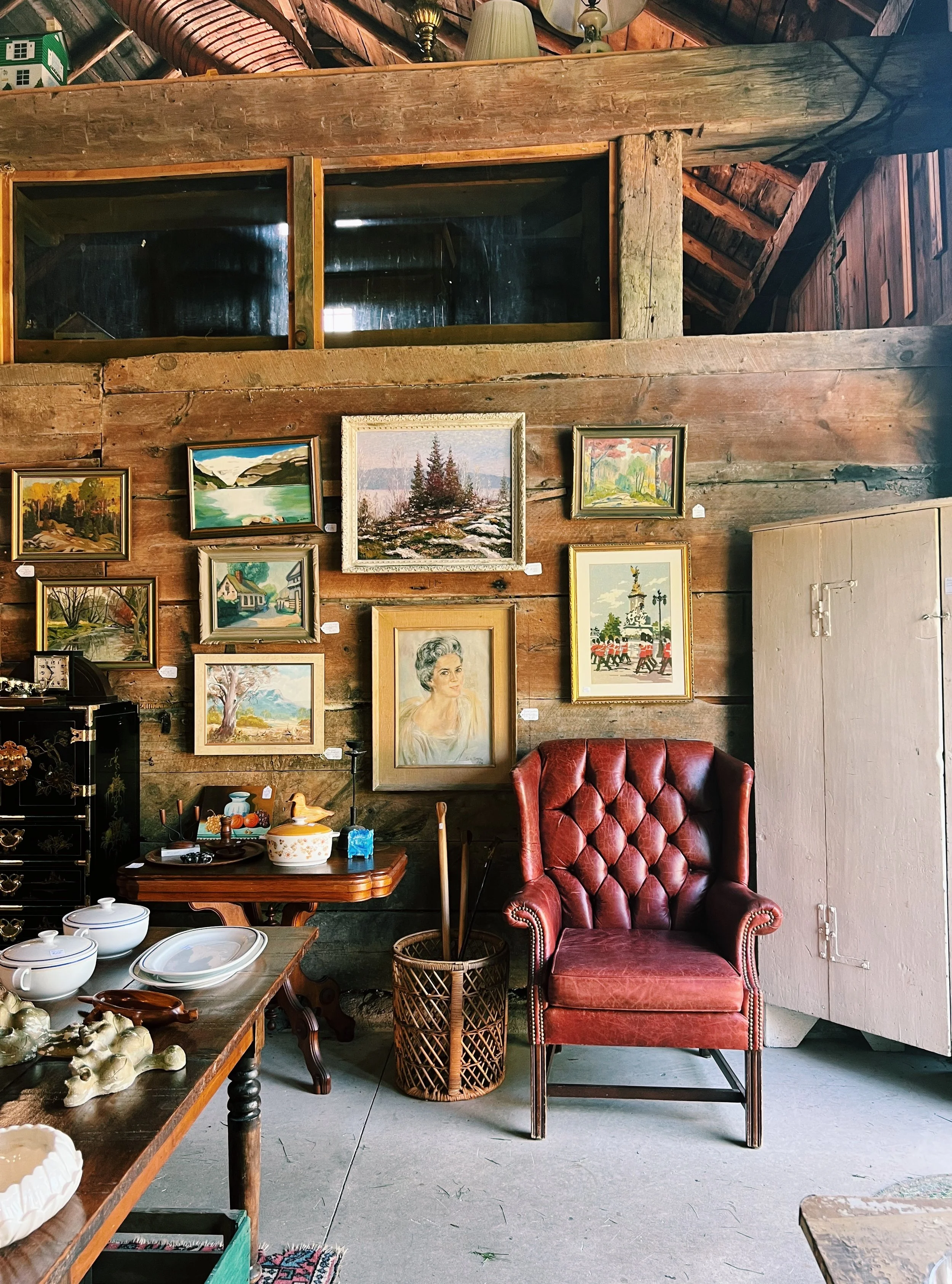 Where to thrift + shop antiques in PEC