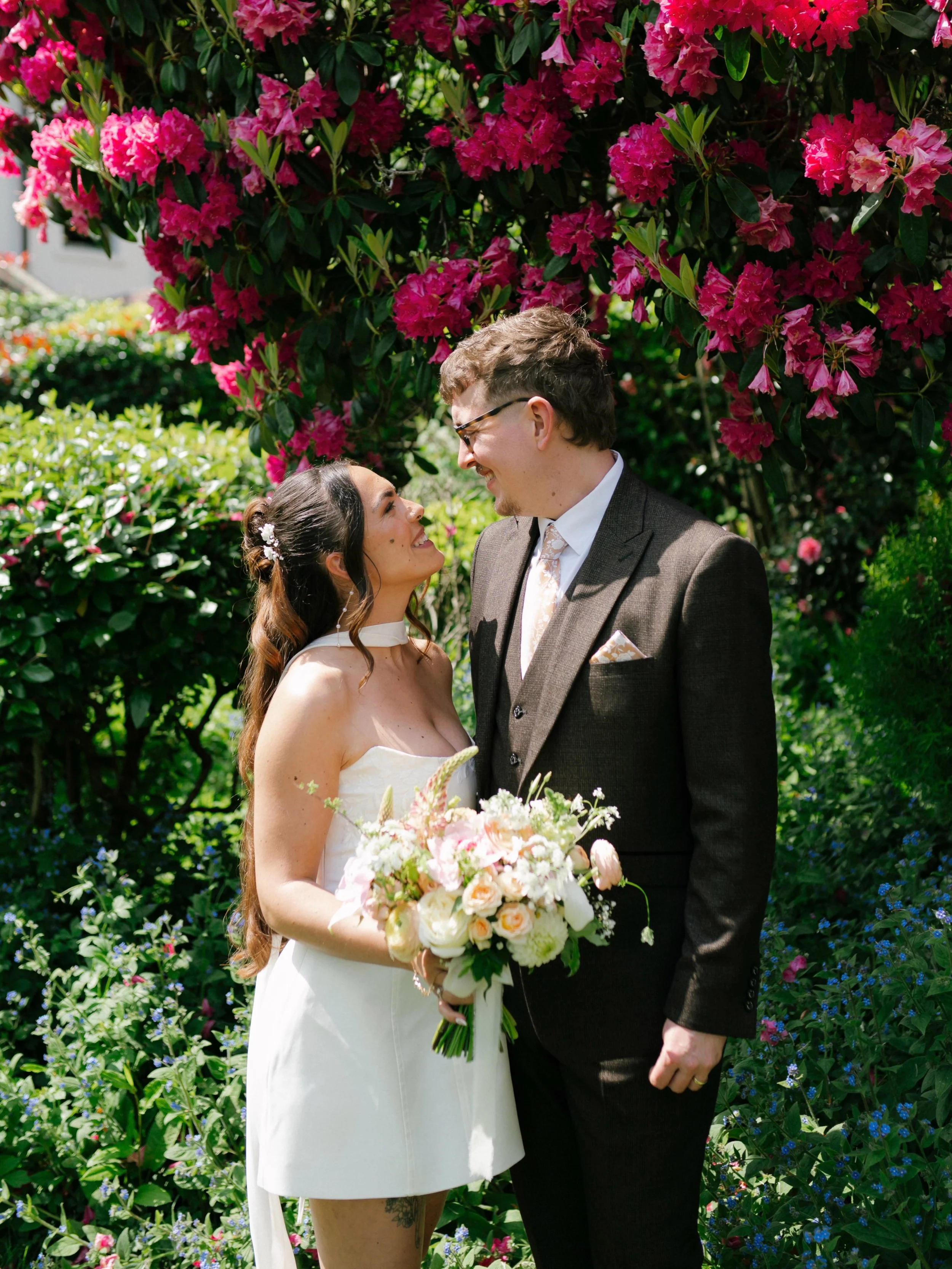 I&rsquo;ve never meant anything more than when I say, if it&rsquo;s not a love like Hannah and Tom&rsquo;s, I don&rsquo;t want it ☺️☺️☺️ 

Makeup: @Gracieglamsxo
Hair: @hairandbrowsbysophiex
Dress/alterations: @alterationsbysophie