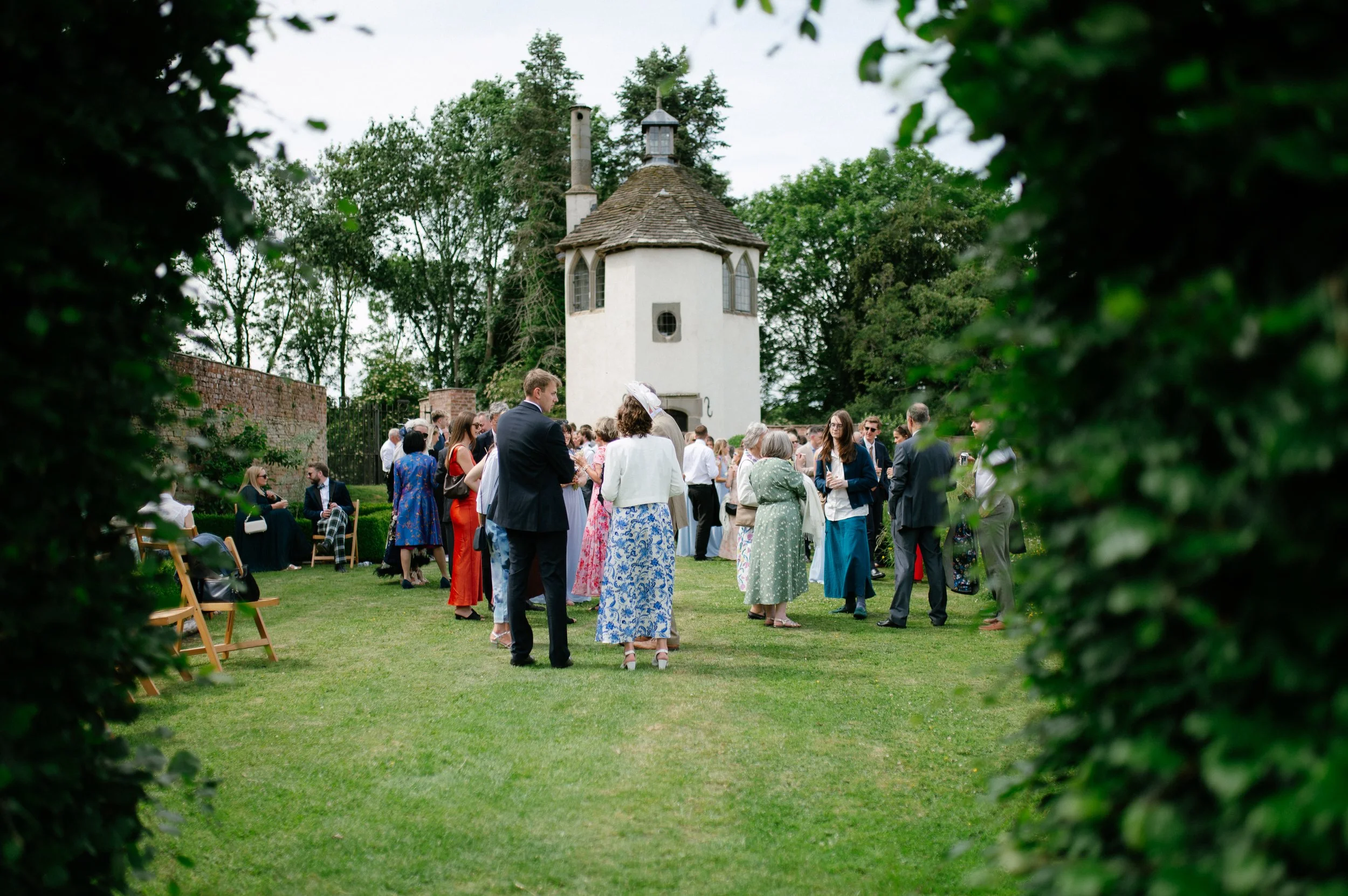 natural-summer-wedding-homme-house-herefordshire-155.jpg