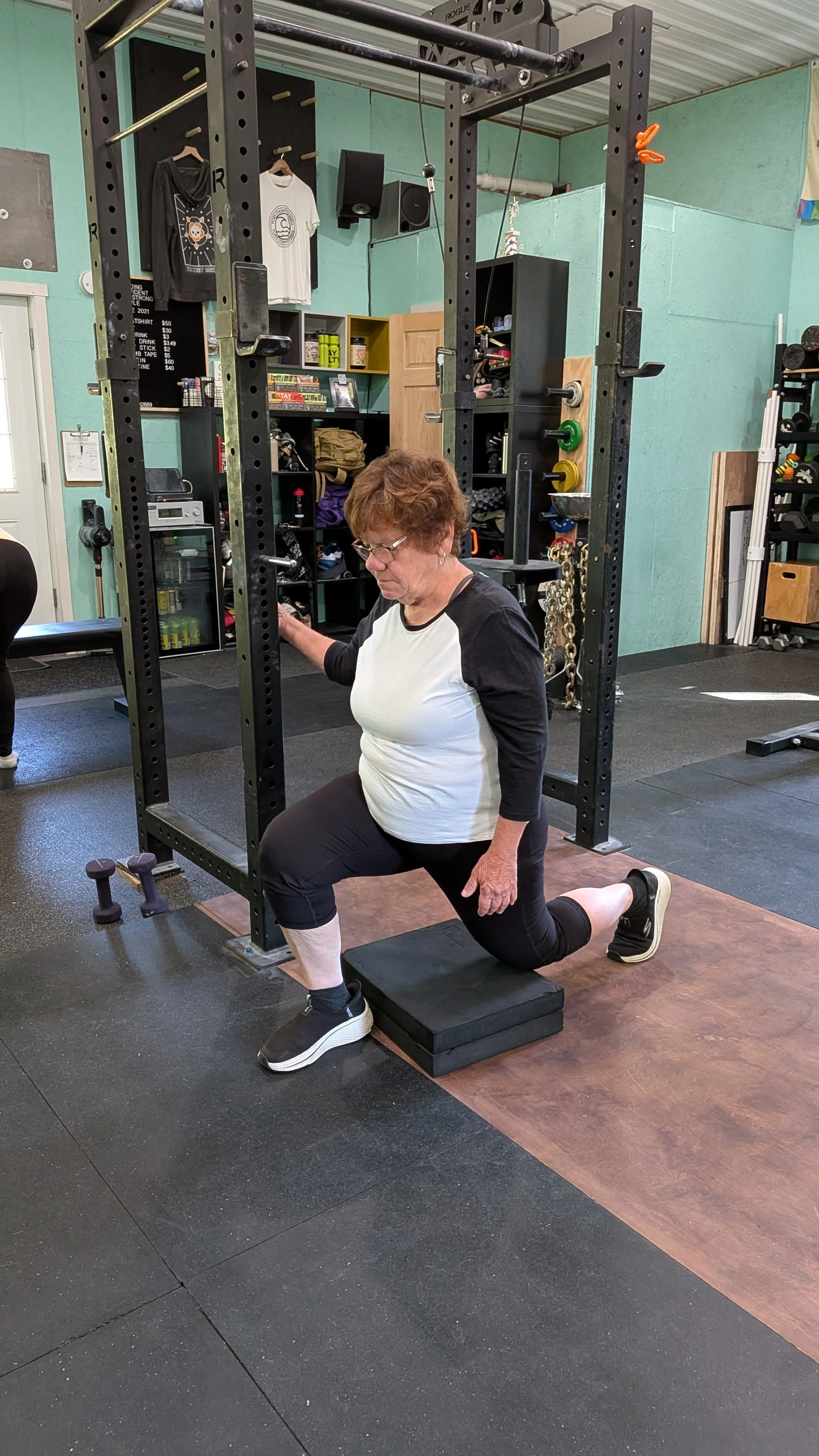 Using the Pain Scale in Weightlifting: How York County Barbell Helps Lifters Stay Strong and Safe