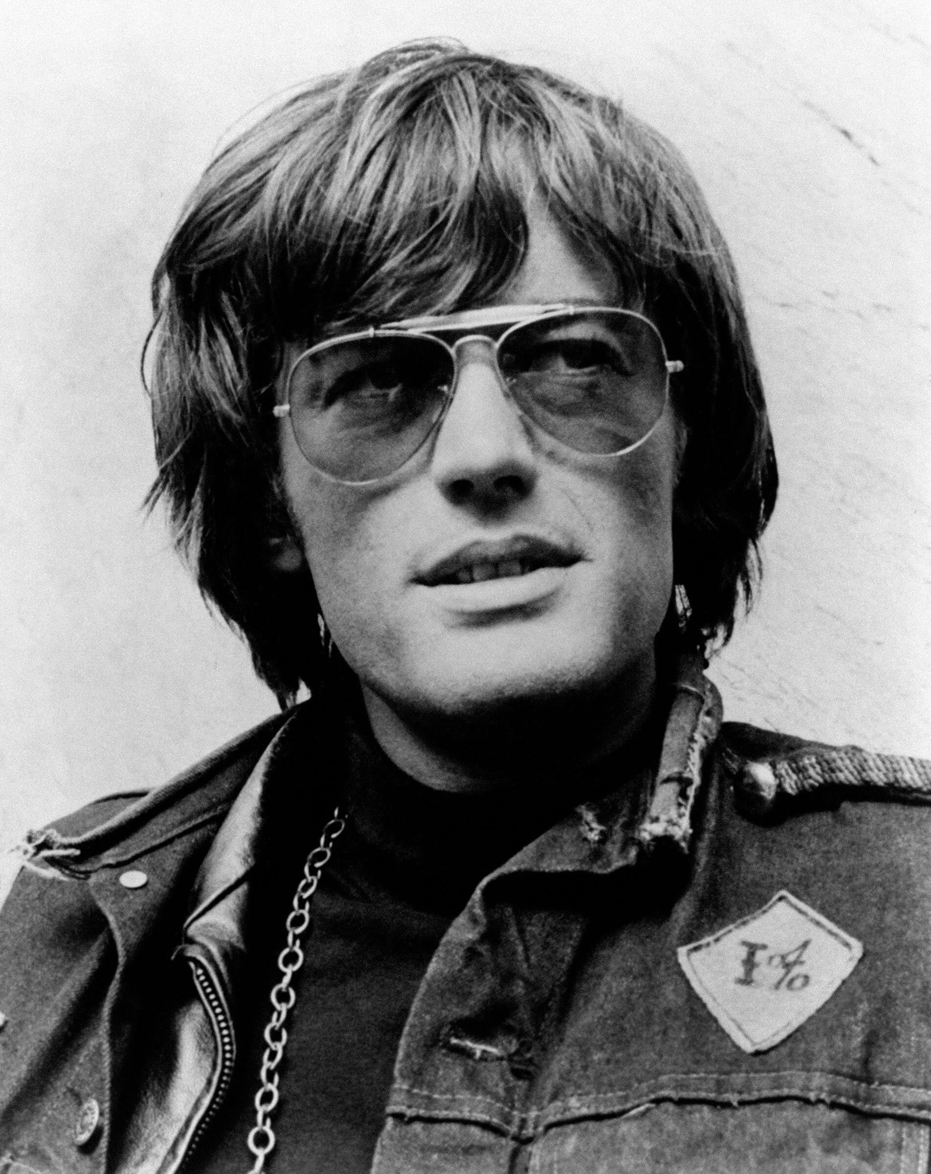PETER FONDA — FILM REVIEW