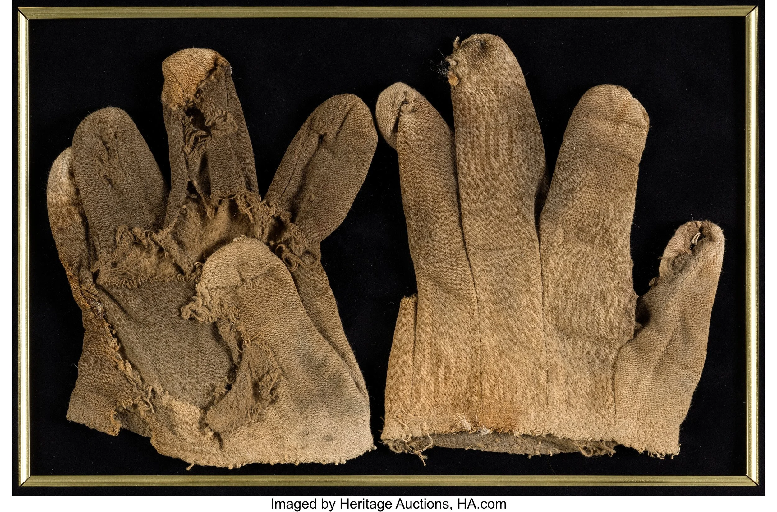    Wizard of Oz  (MGM, 1939) Bert Lahr "Cowardly Lion" Gloves.  