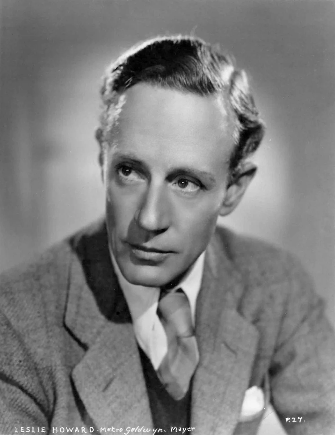 Leslie_Howard_MGM.jpg