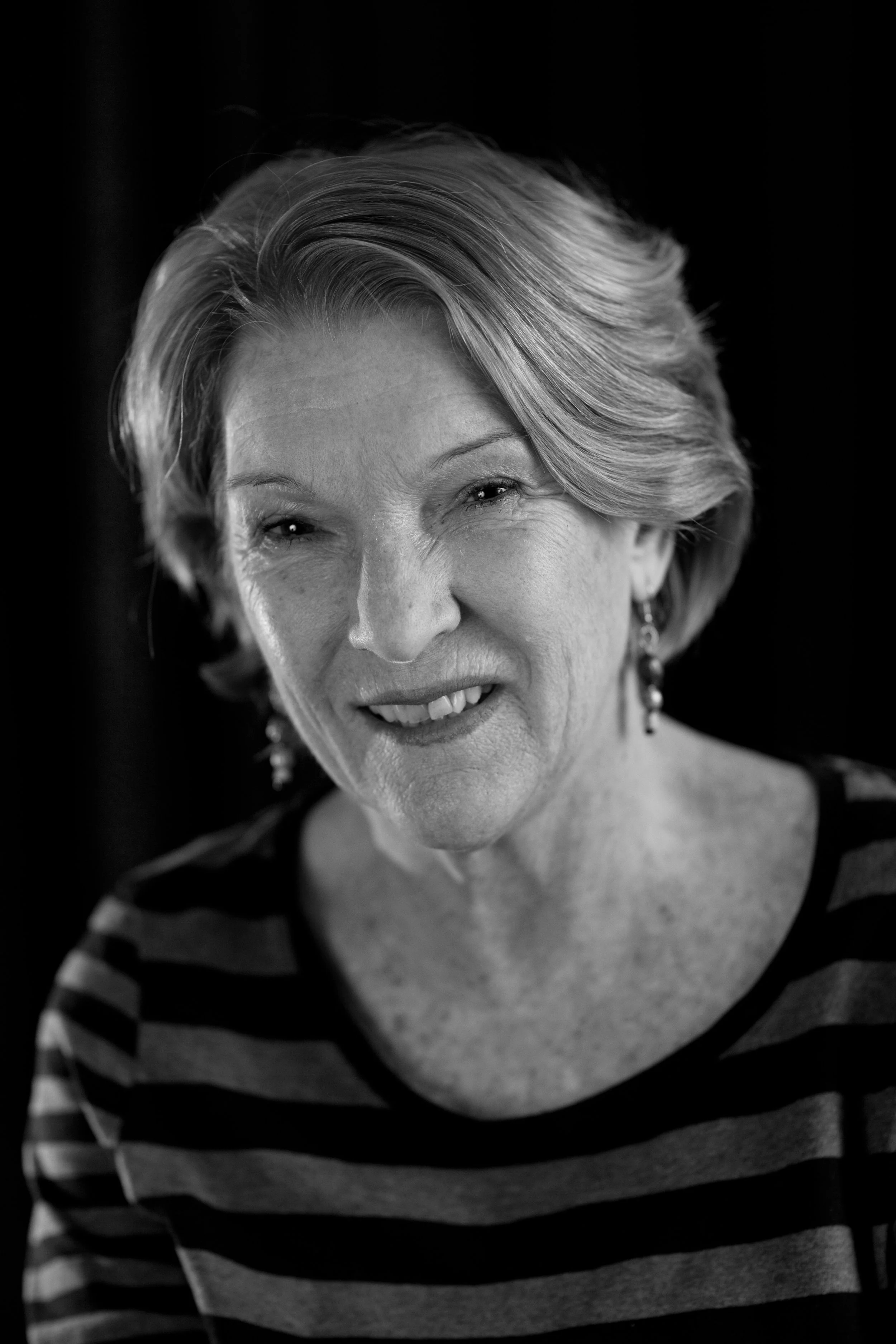 Marianne Gray, Journalist and Author