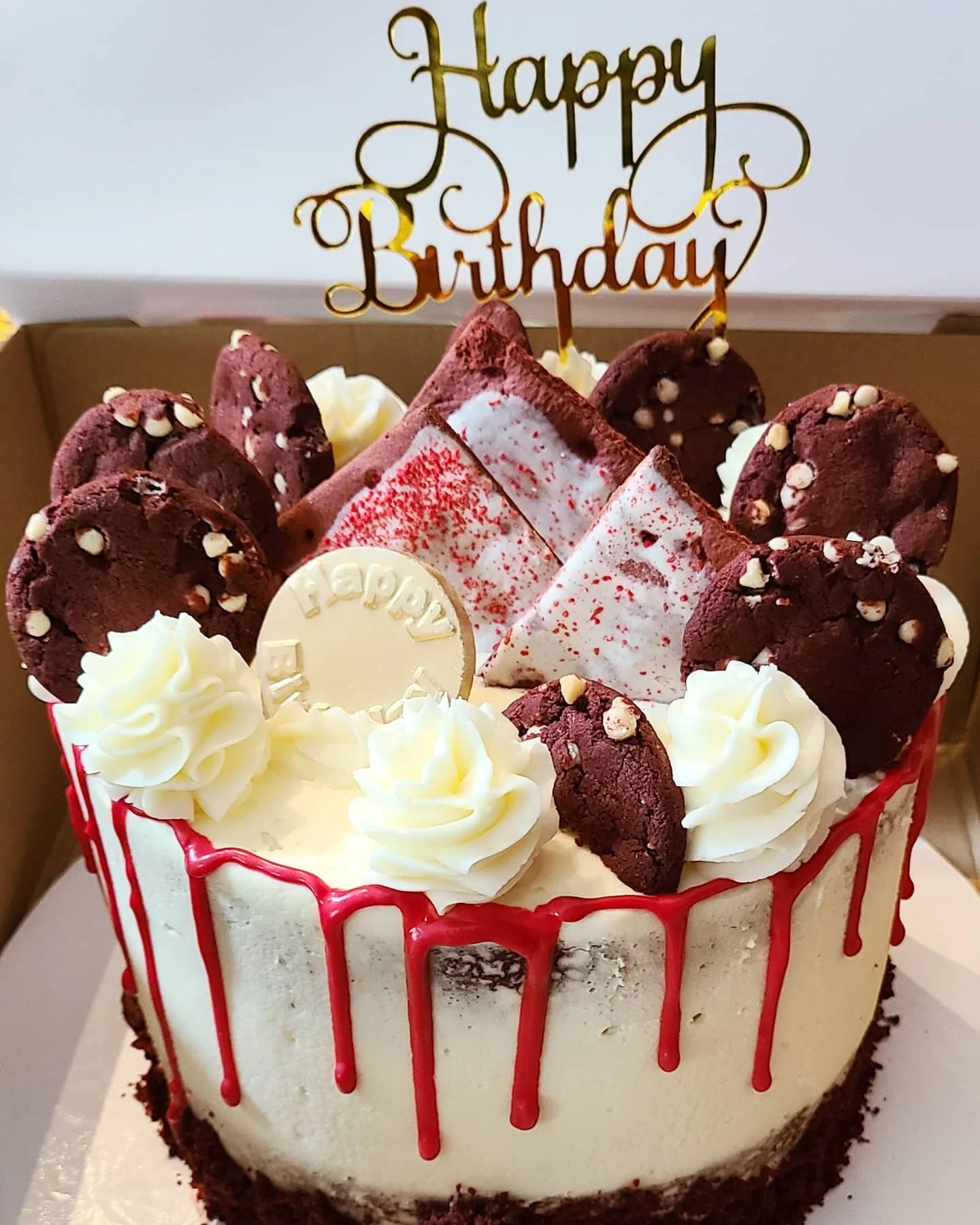 Red Velvet Overload!  #redvelvet #birthday #cookies #cake