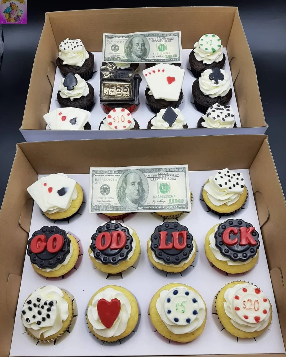 Casino Cupcakes! #casino #cupcakes  #candy #edibleart #buttercream #goodluck #dice #money #slots #winner #cards #lucky #gambling #poker #dinero #cakeboss #cakesofinstagram #chocolate #vanilla