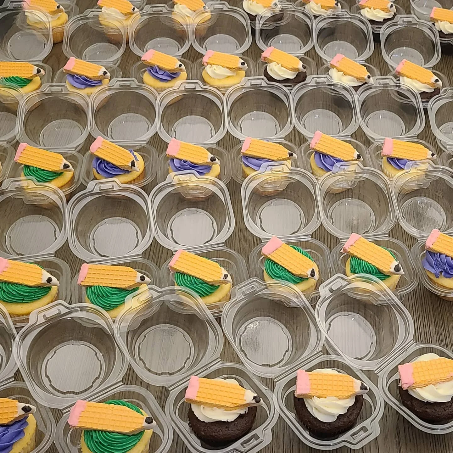 Back to School Cupcakes! ✏️🧁