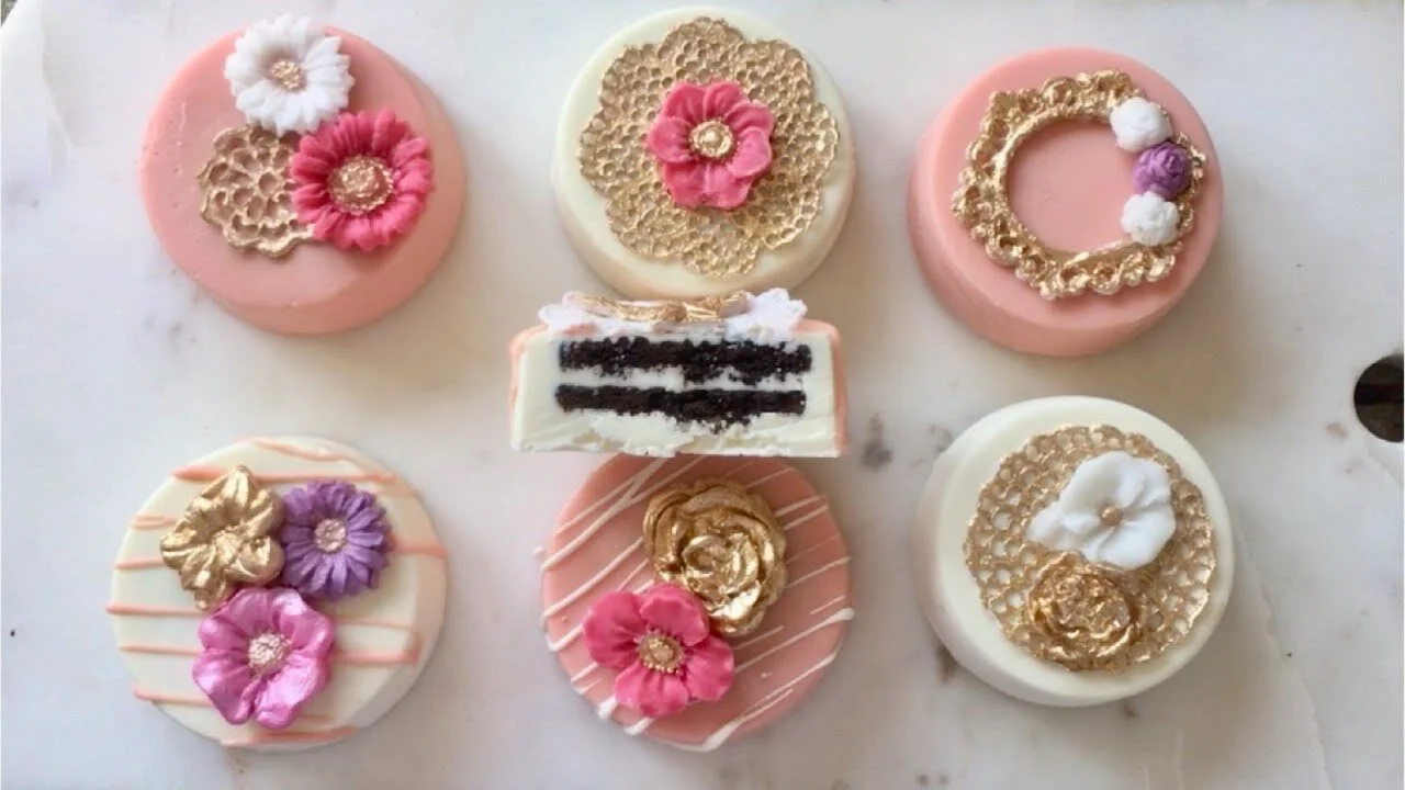 Chocolate covered Oreaos flowers.jpeg