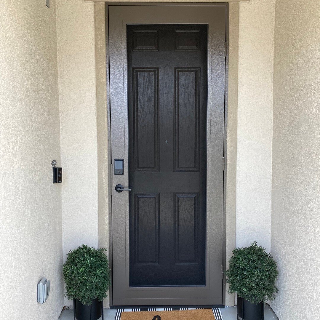 Spring is fast approaching! Don&rsquo;t wait until it&rsquo;s too late: Protect your home with a custom Security Screen Door from Elevate Home Security.
✅ Airflow
✅ Curb Appeal
✅ SECURITY 💪
Choose from 14 colors to match your trim or front door!

Ma