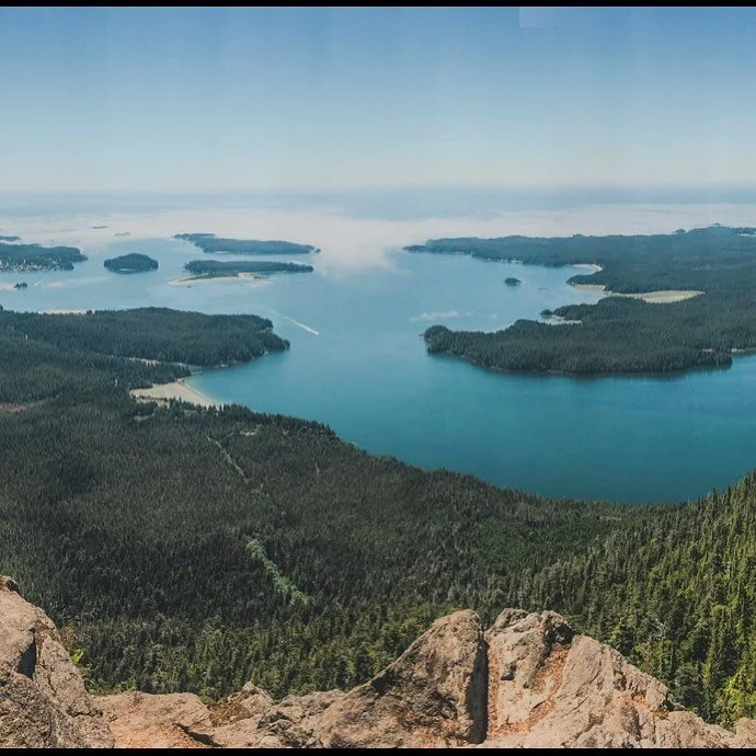 Anyone have Tofino on their summer travel lists?! So many beautiful trails and places to explore in the Pacific Rim. This one is a challenging hike, and there are lots of easy ones up on TrailCollectiv too! .
.
This one is called Lone Cone. 
.
Take a