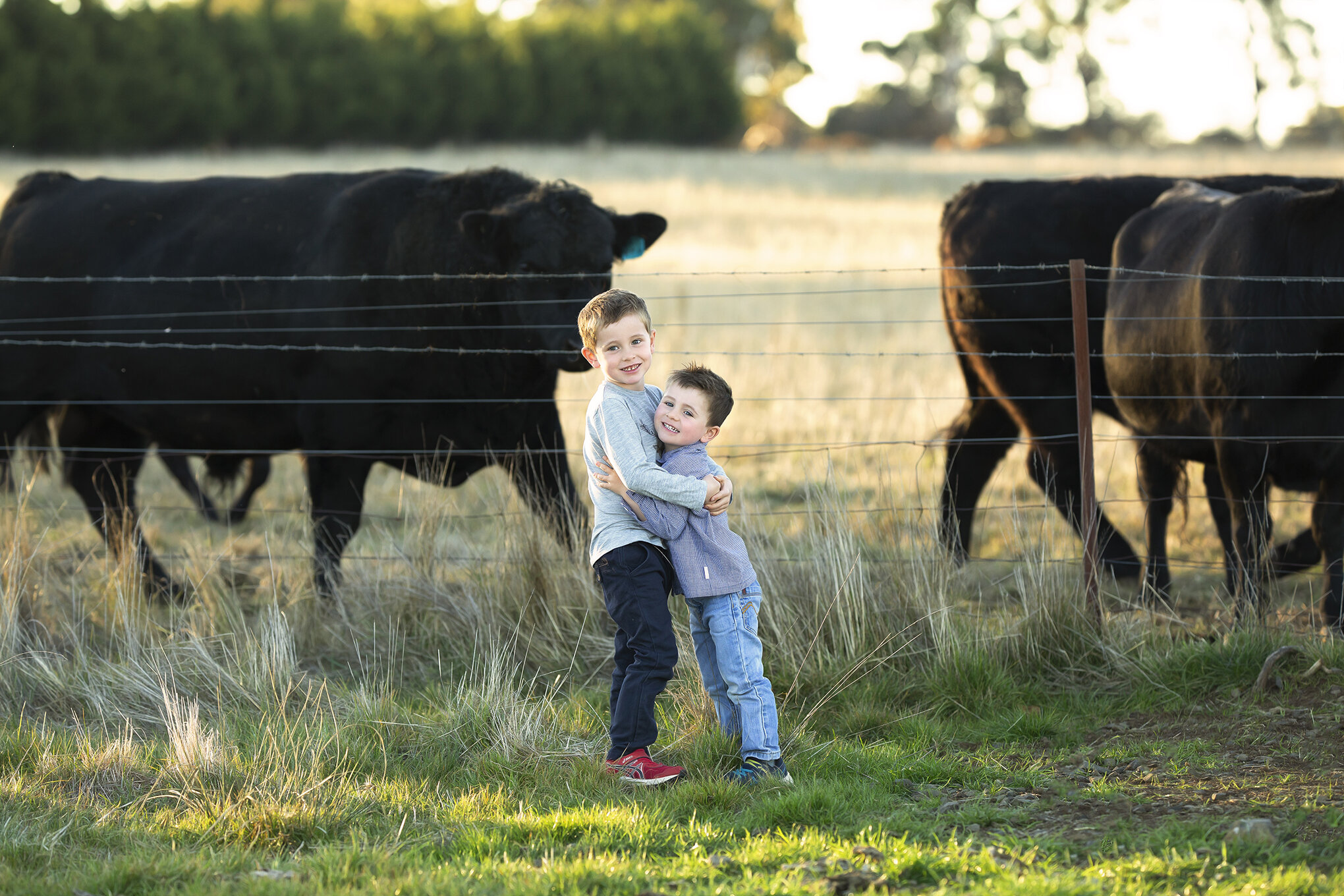 siblings on farm Bridget Jane Photography