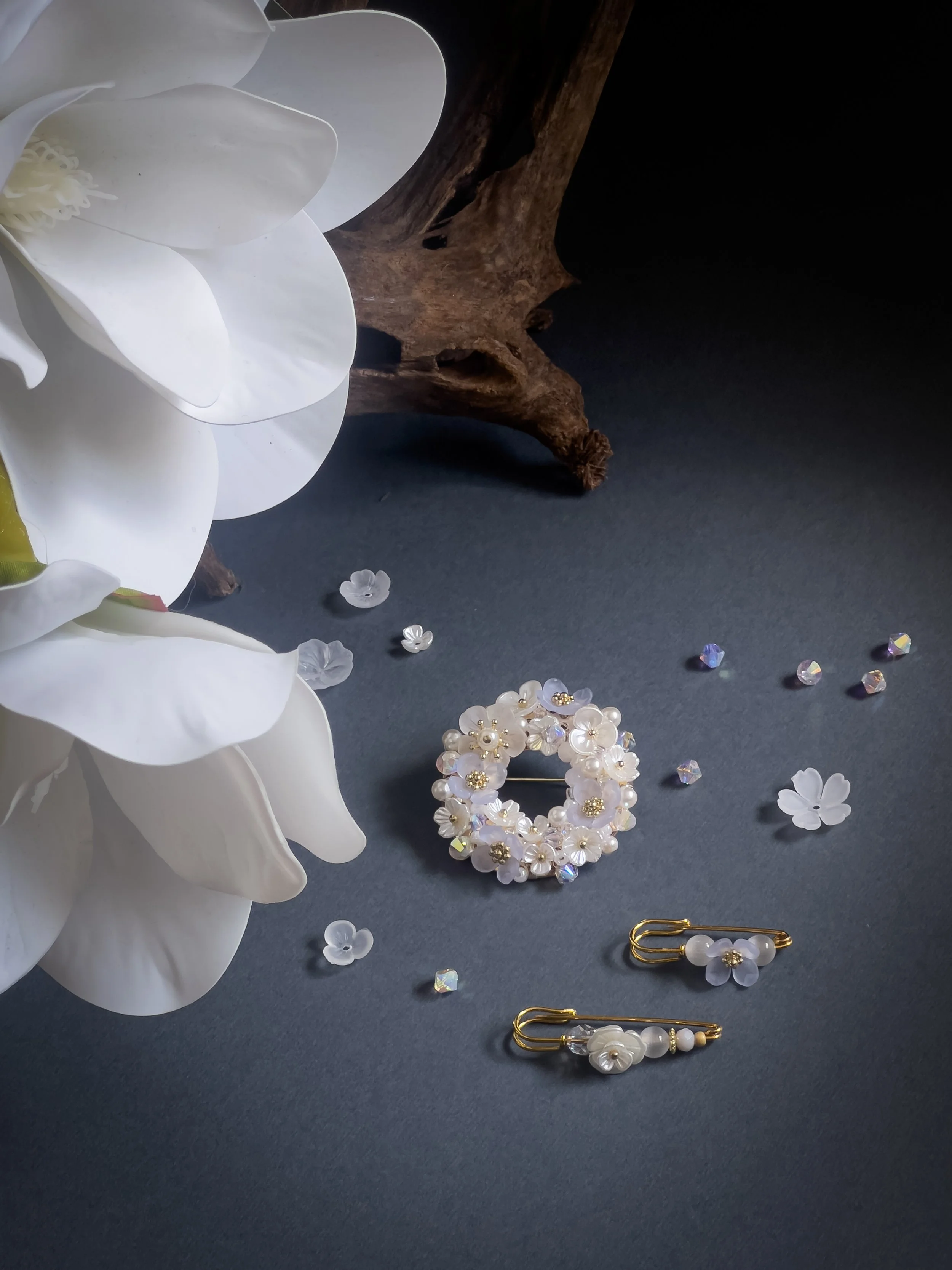 Brooch Blue 2.jpg