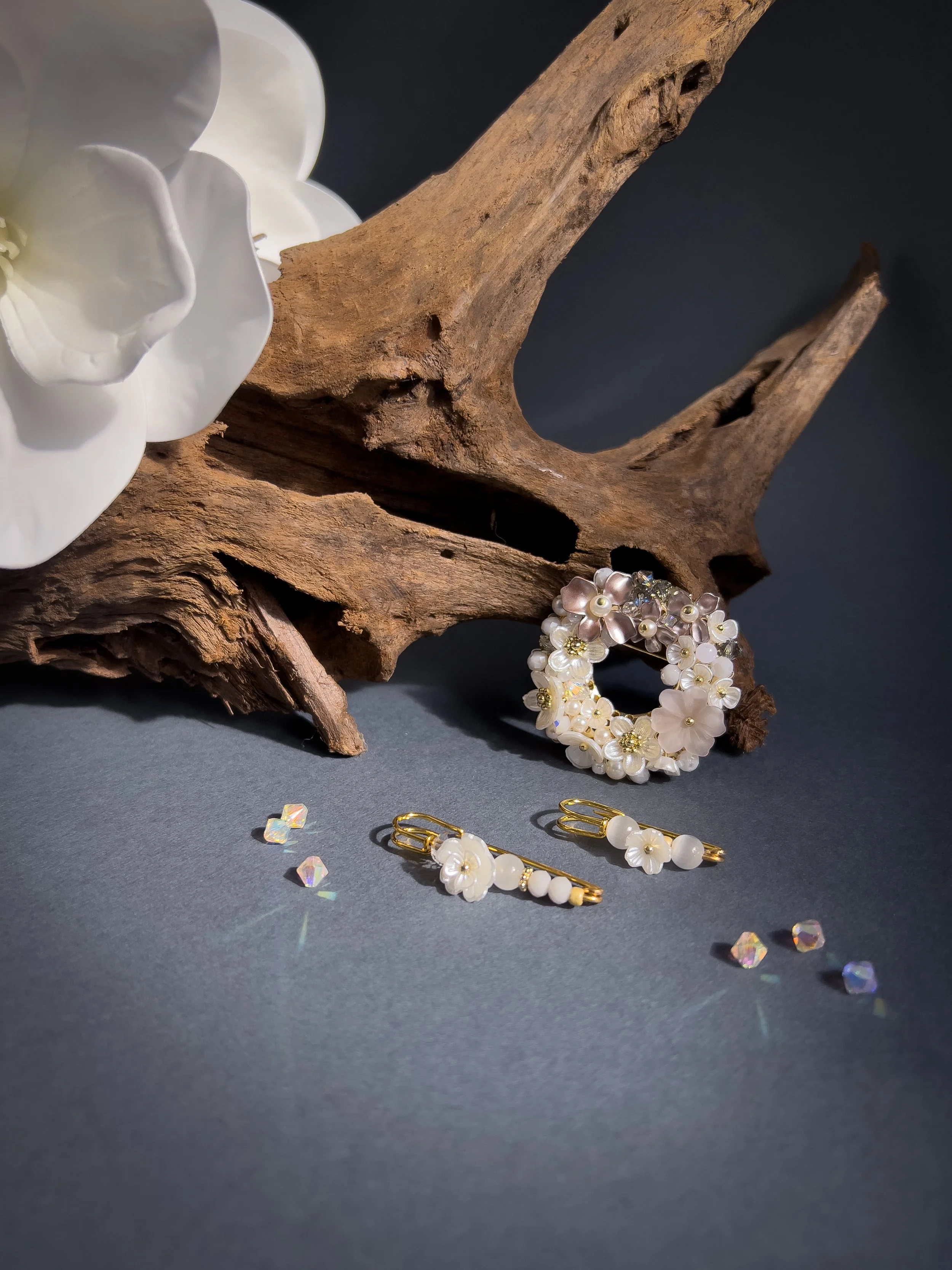 Botanical Brooch : Valerian Blossoms (New)