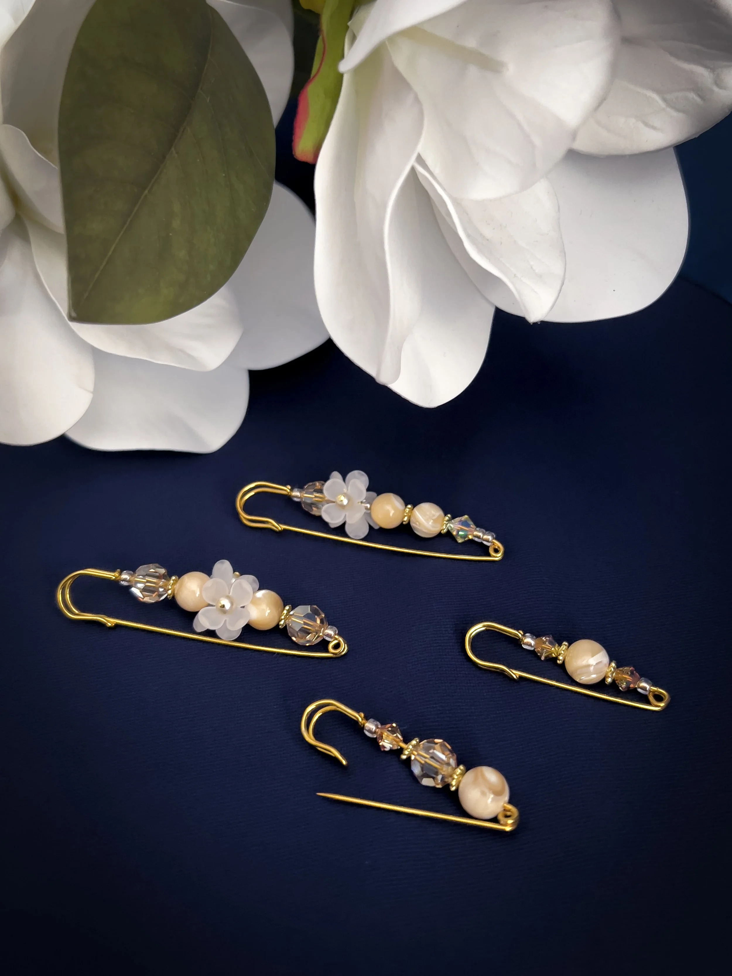 Gold Hijab Petla Pins.jpg