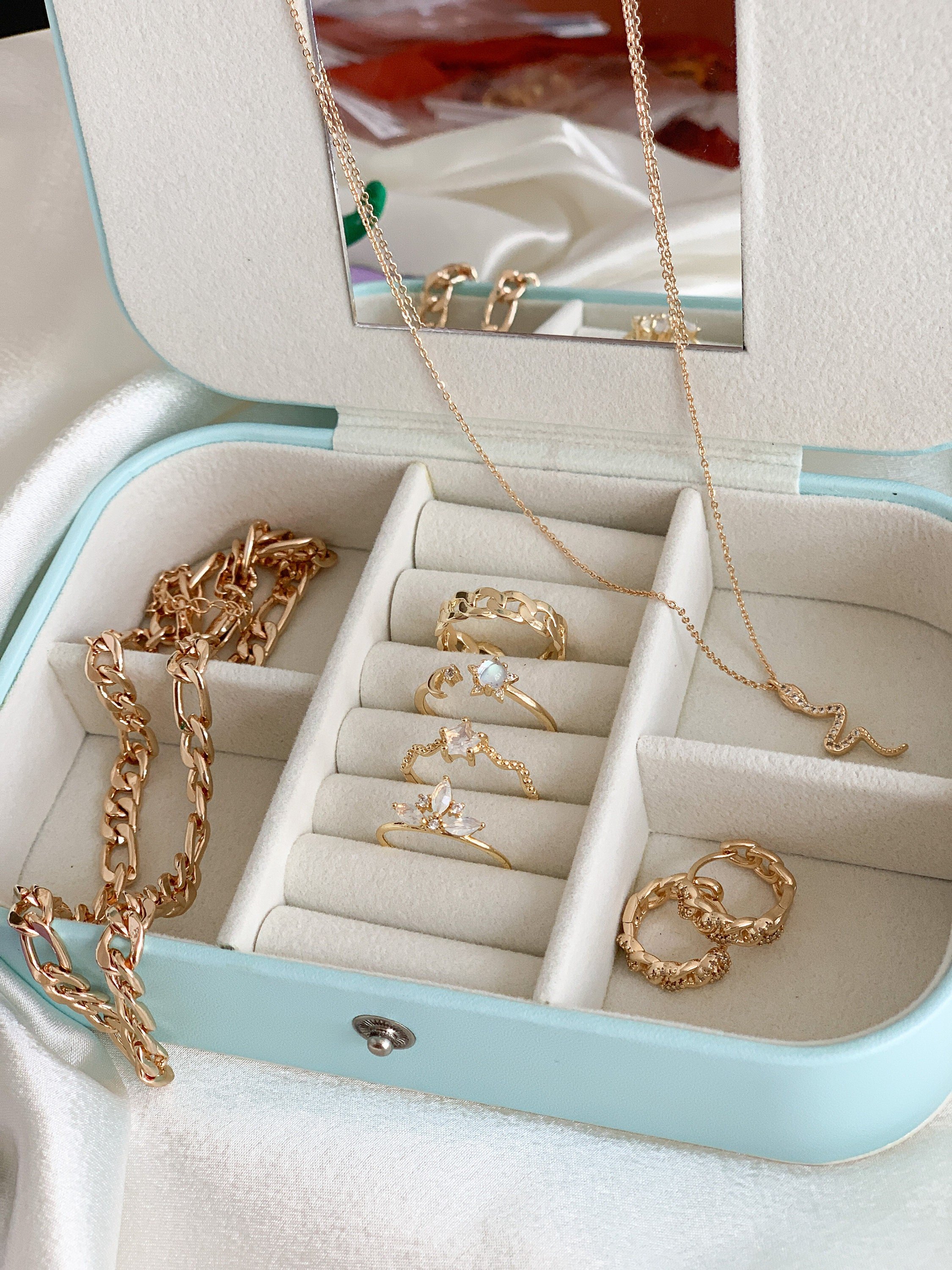 https://i.etsystatic.com/21541590/r/il/ab460c/3552225905/il_fullxfull.3552225905_cyaz.jpg