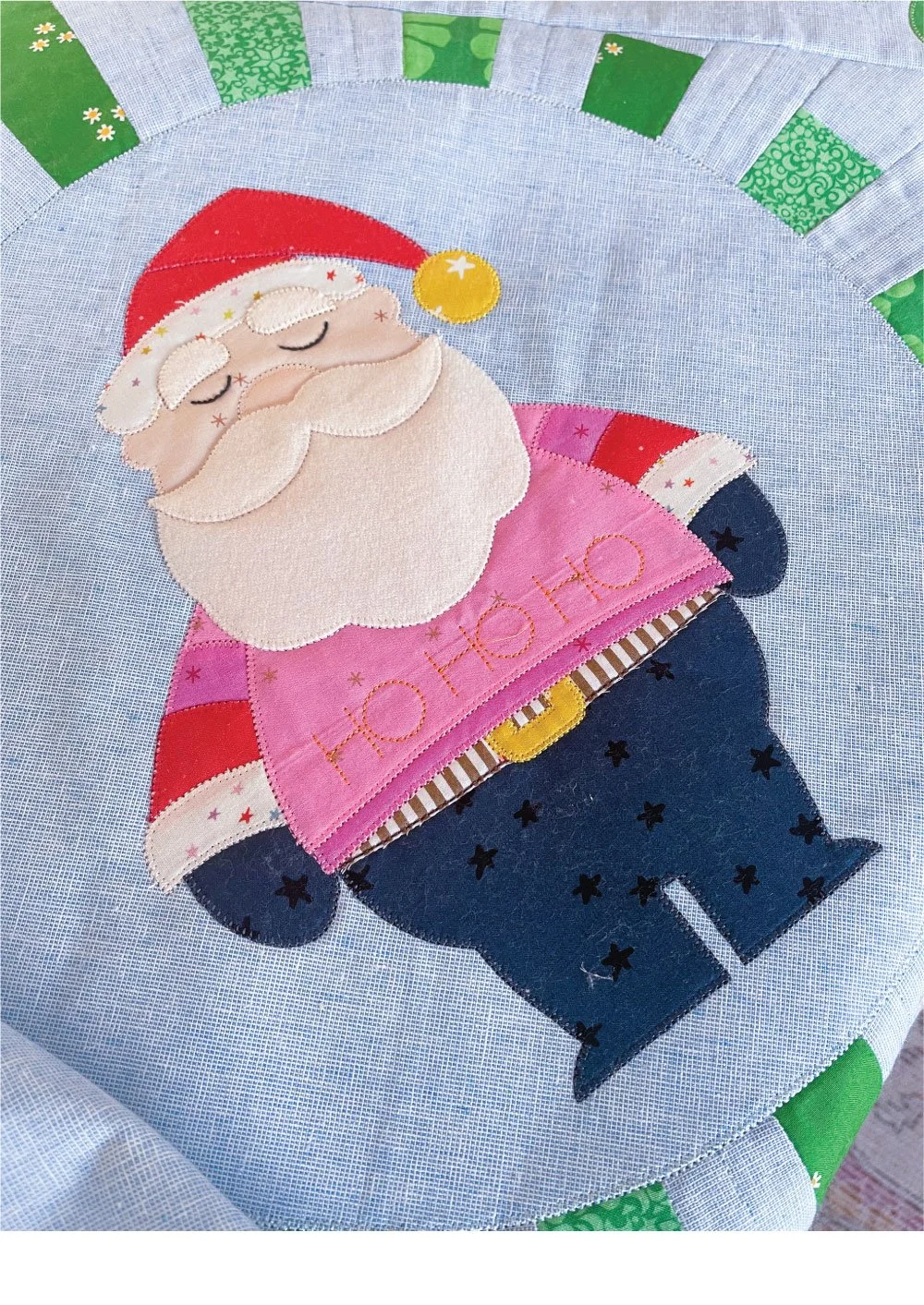 santa-dash-cushion-pattern-claire-turpin-design