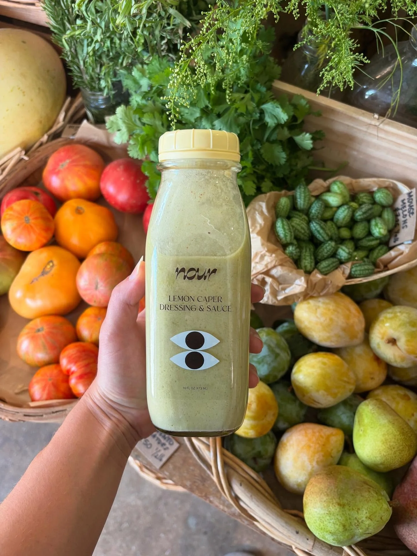 We made it to Friday 🤸&zwj;♀️🤸&zwj;♀️

Fresh drop at @lahomefarm 🥬🥕🍈🍉🫜🍓🍇🍎🥝🥭🥑