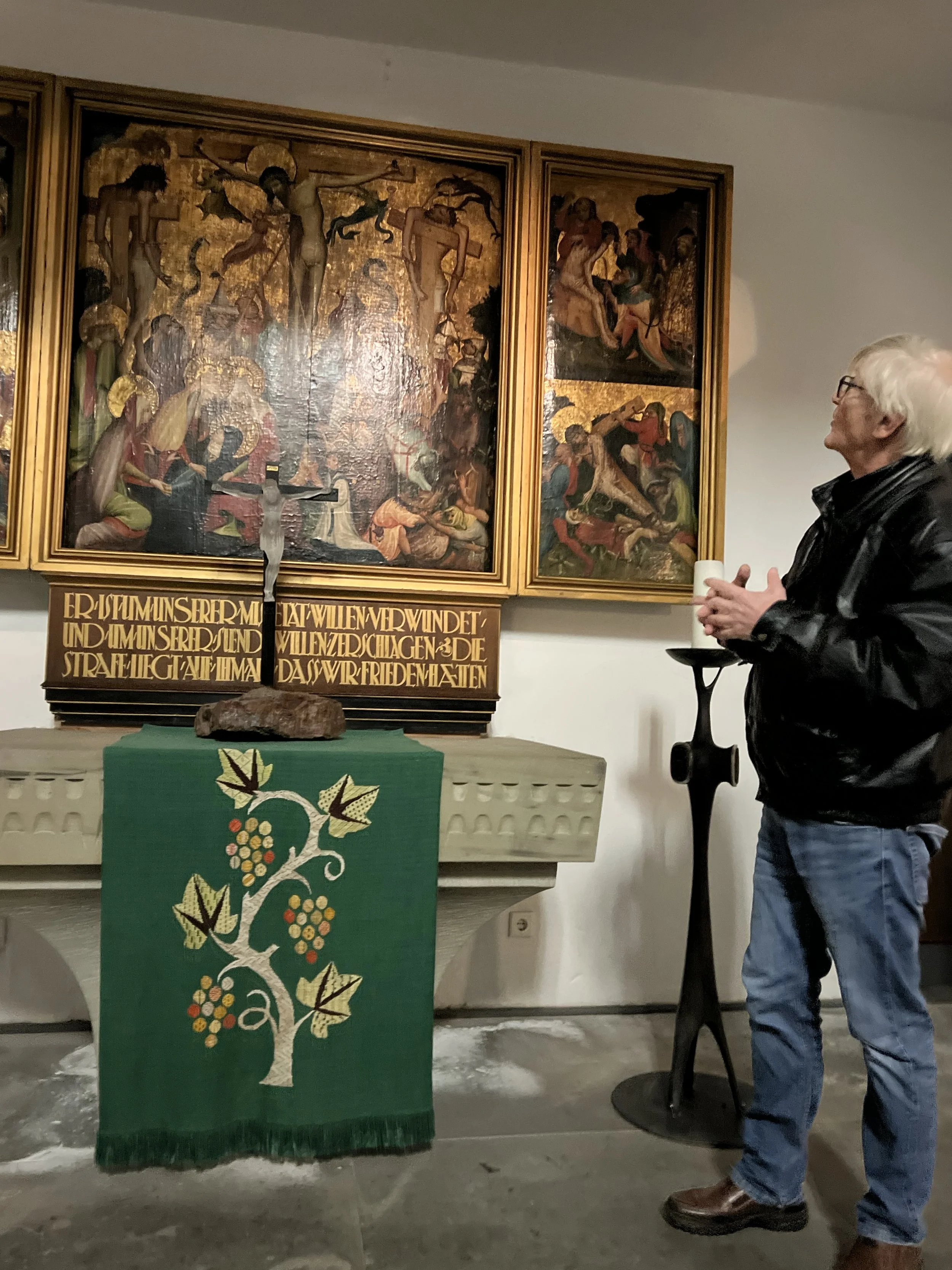 25-11-28 16-50-49 5209.jpg