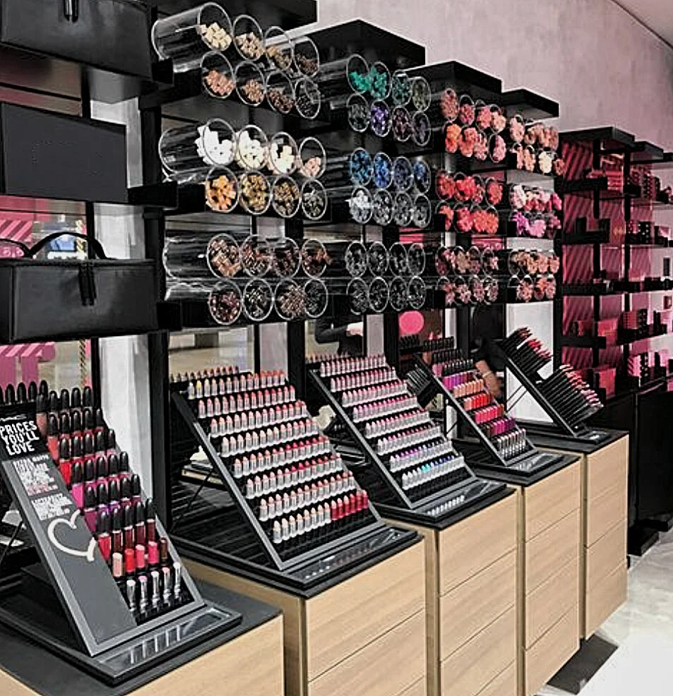 MAKEUP PERSONAL SHOPPER