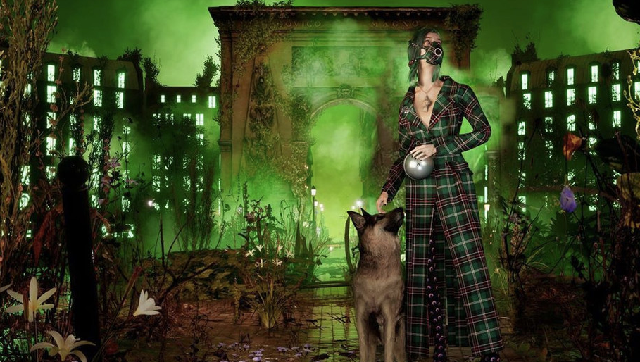 Why Fashion Can't Stop Envisioning the Future (Everpress)