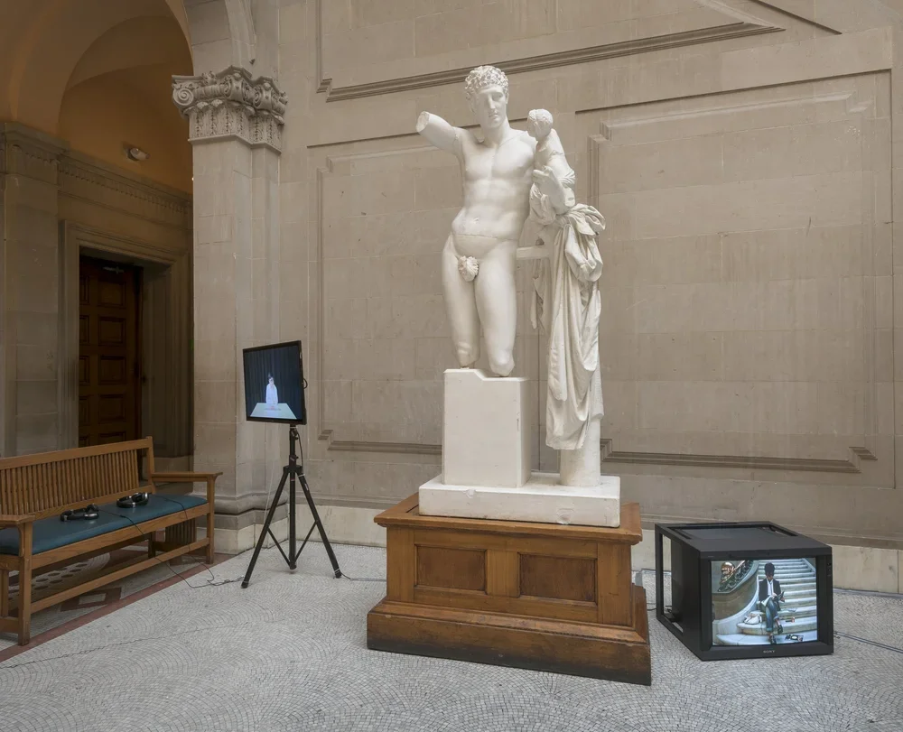 Juyi Mao "Untitled Solo Project"