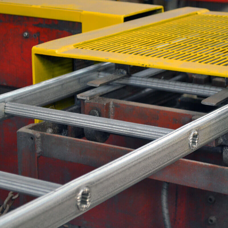 LFI Tuff Steel Specialist Pole Ladder for Scaffolding