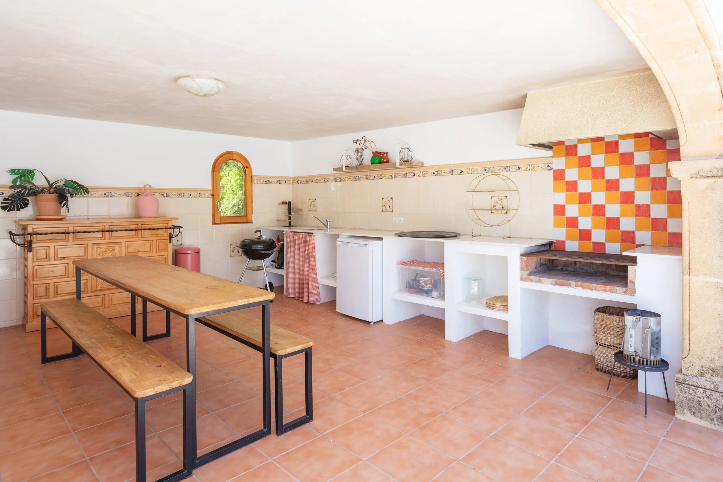 MontgoPalms outdoor kitchen, BBQ and dining