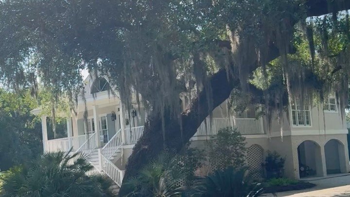 The backyard where your friends and family will accidentally stay until the stars come out. 

51 Shearwater
Debordieu Colony
Listed by: Ashley Parker &amp; Julia Ryan

Julia Ryan
📞 804.955.0625
📧 julia@juliaryan.com
PARKER + RYAN LUXURY TEAM
at KEL