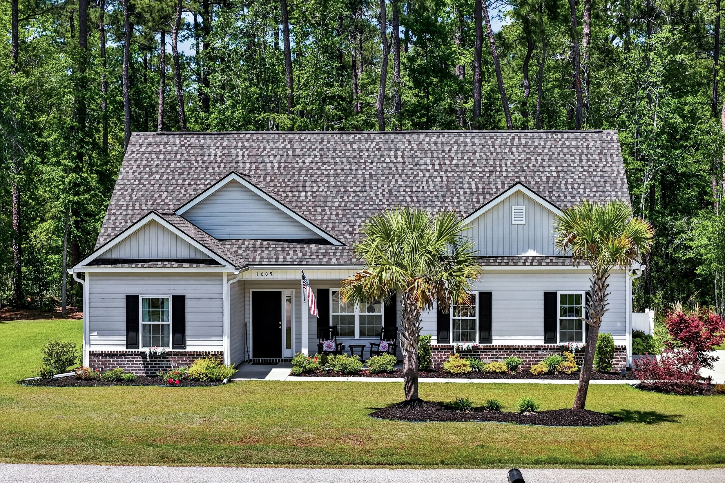1009 Francis Parker Drive homes for sale in wedgefield georgetown 