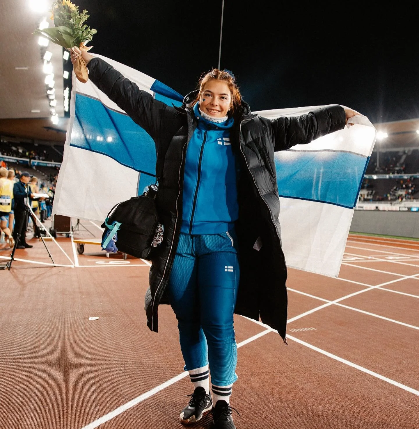 Hyv&auml;&auml; syntym&auml;p&auml;iv&auml;&auml; Suomi🤍💙