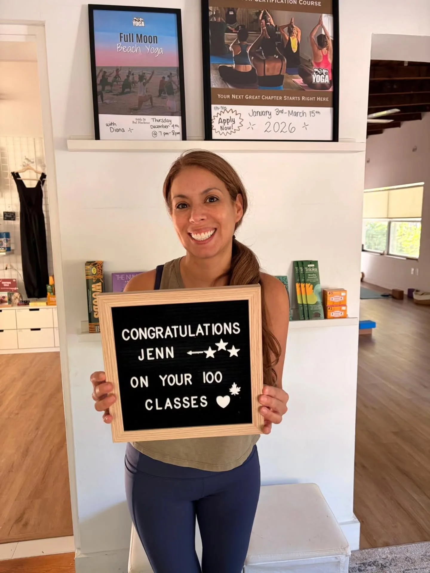 🎉 WOW! JENN HITS 100+ CLASSES AT 305YOGA! 🎉
.
.
We&rsquo;re bursting with gratitude and energy for our amazing student Jenn &ndash; she just rolled out her mat for her 100TH (and counting!) class with us! 💪✨
.
.
From her first tentative sun saluta