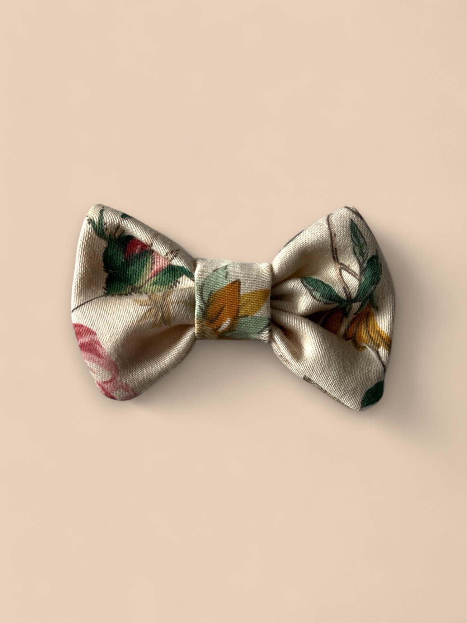 Mimi Odette Vintage cream floral Hair bow