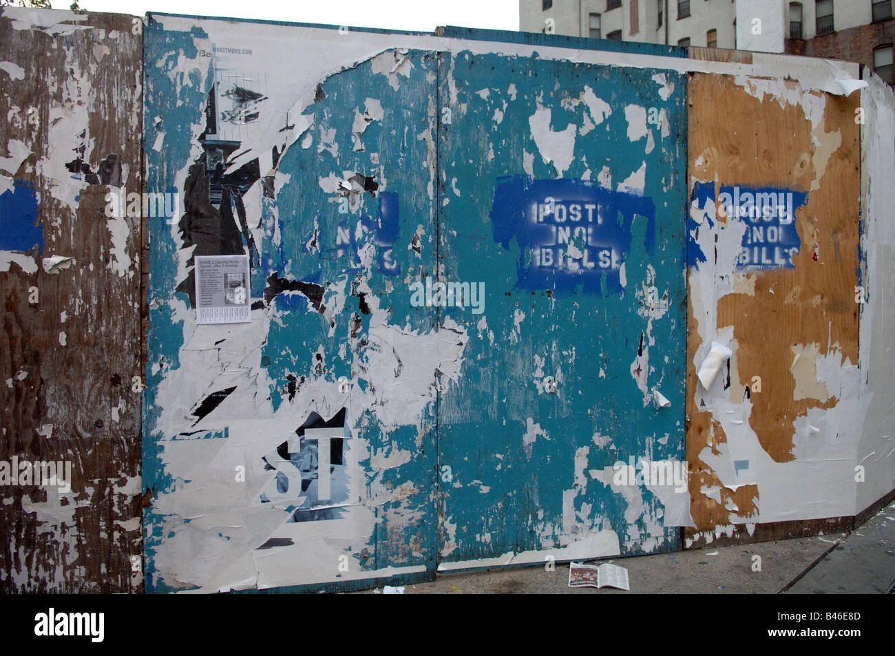 post-no-bills-at-a-construction-site-in-new-york-on-wednesday-september-B46E8D.jpg
