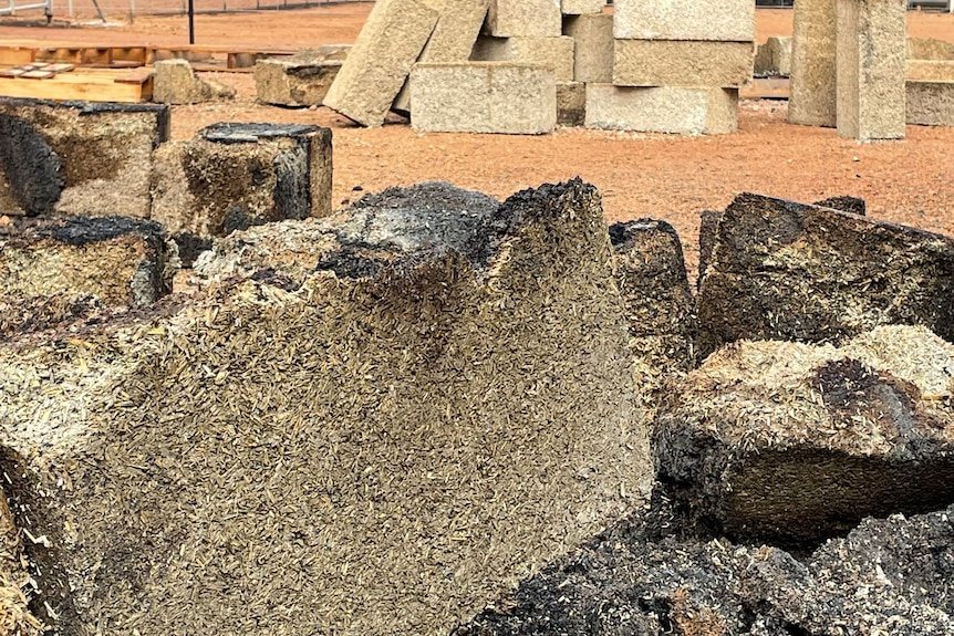 Flame-Resistant Hemp Blocks Survive Australian Bushfire